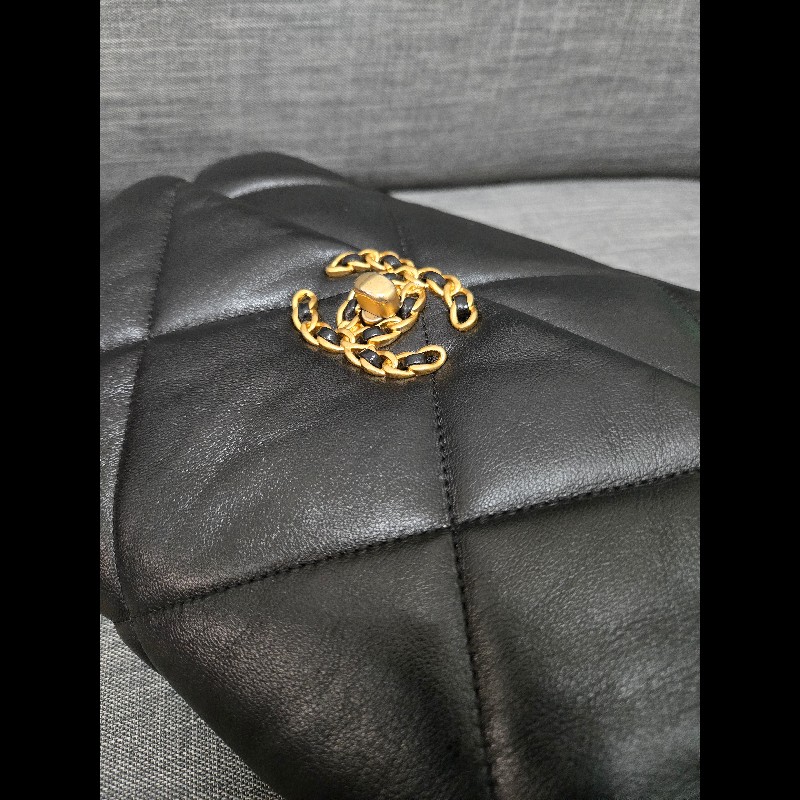 Chanel 香奈兒 黑色 芯片款 19bag 26公分-35