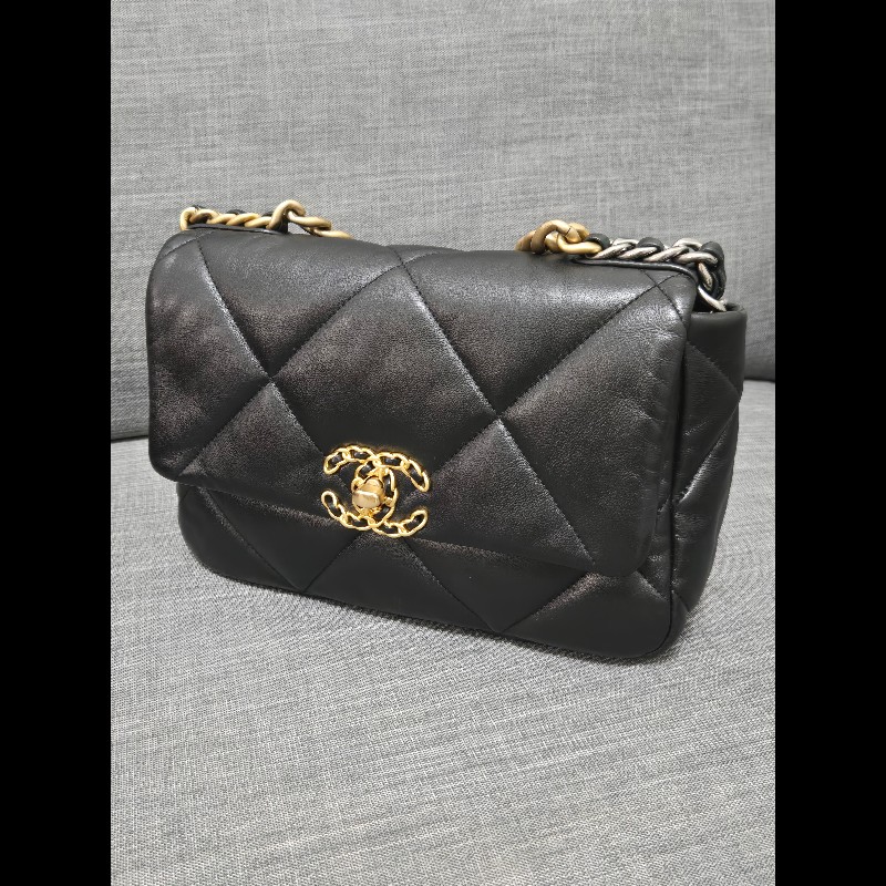 Chanel 香奈兒 黑色 芯片款 19bag 26公分-38