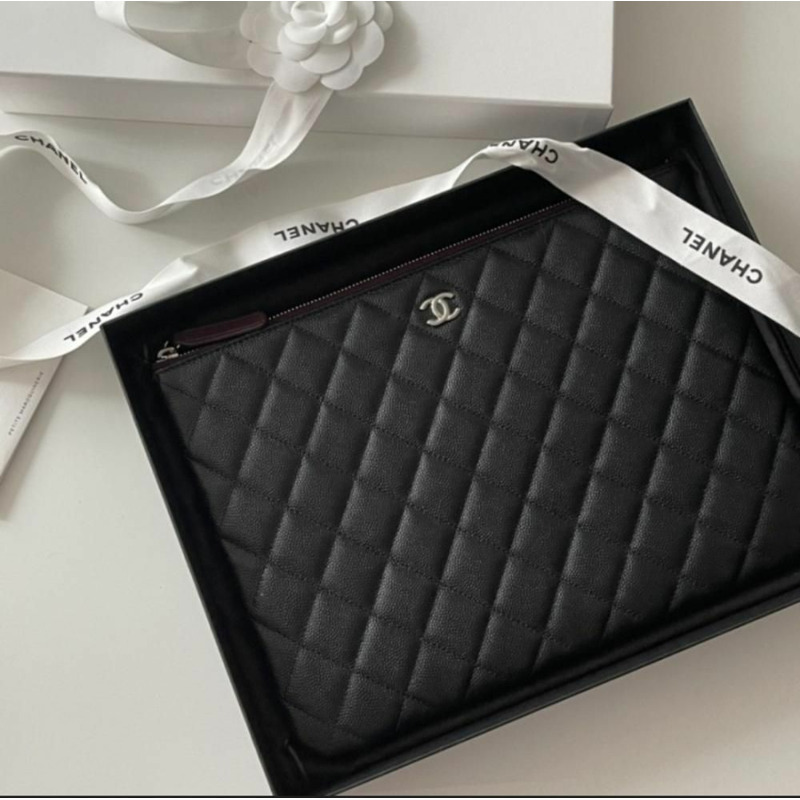 CHANEL 全新中型手拿包 經典魚子醬香檳金黑魚子醬 全新中型手拿包-3