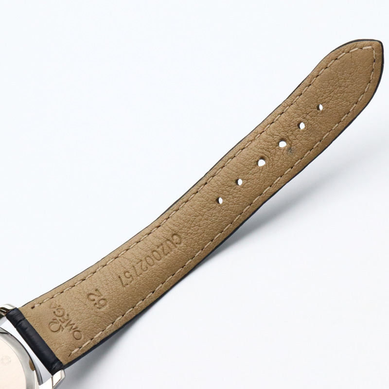 歐米茄碟飛系列尊貴腕錶，鑲鑽不鏽鋼錶殼搭配皮革錶帶，灰色，女款，424.13.33.20.56.002-13