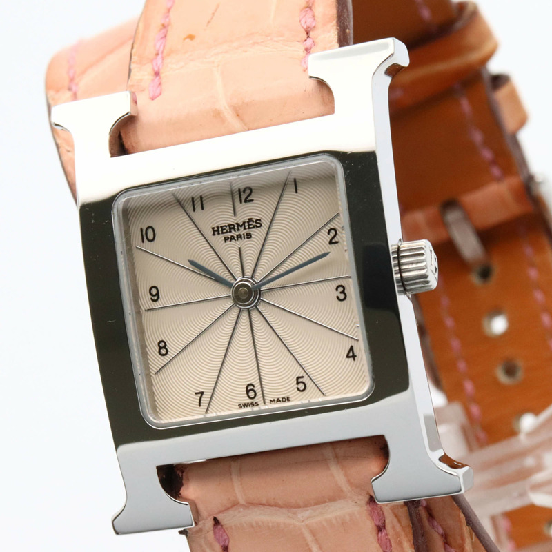 愛馬仕H系列腕錶，不鏽鋼和皮革材質，女士款，銀色，型號HH1.210-2