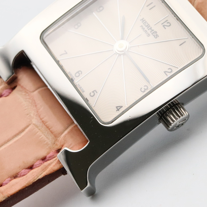 愛馬仕H系列腕錶，不鏽鋼和皮革材質，女士款，銀色，型號HH1.210-9