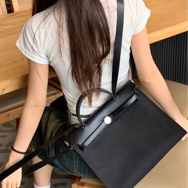 herbag黑銀後背雙肩包-1