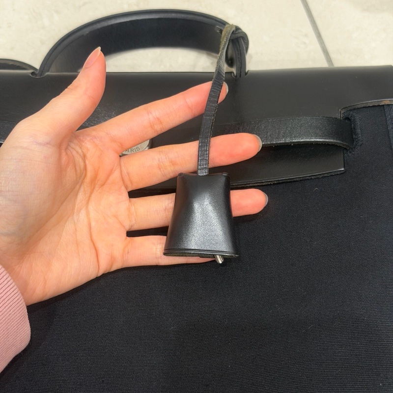 herbag黑銀後背雙肩包-16