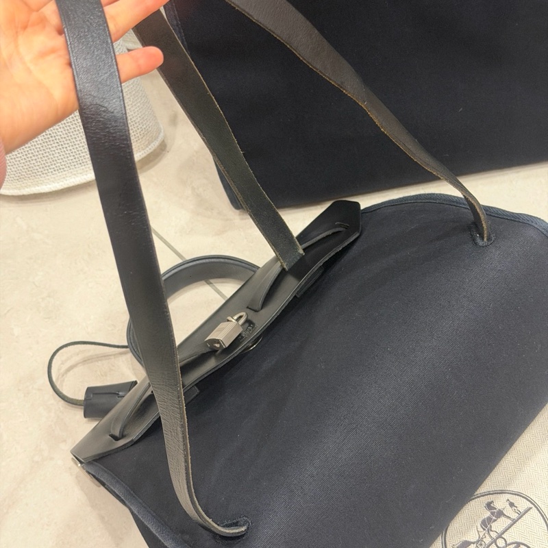 herbag黑銀後背雙肩包-22