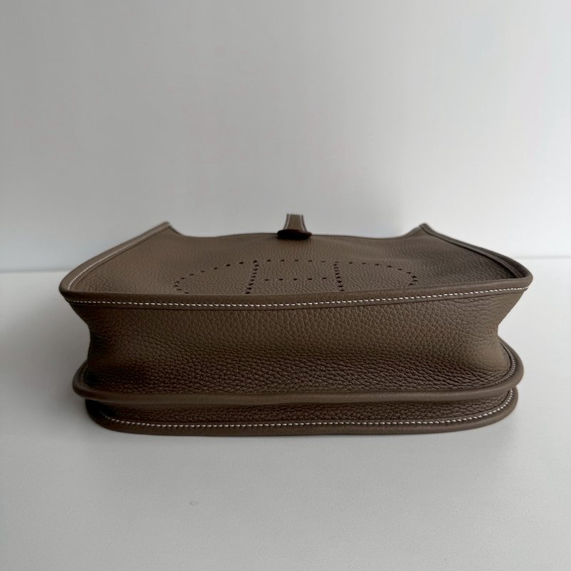 閒置新✨Hermès 愛馬仕 Evelyne 29 大象灰銀釦-9