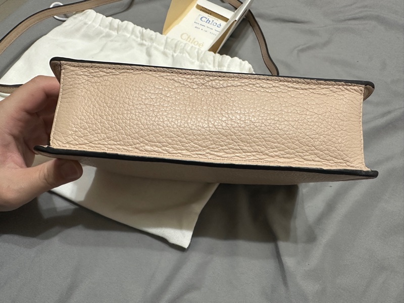 CHLOE ALPHABET LOGO牛皮斜背包-5