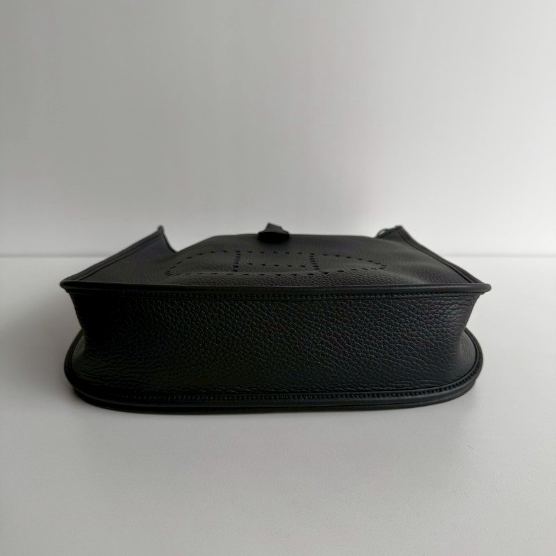 閒置新✨Hermès 愛馬仕 Evelyne 29 黑色銀釦-12