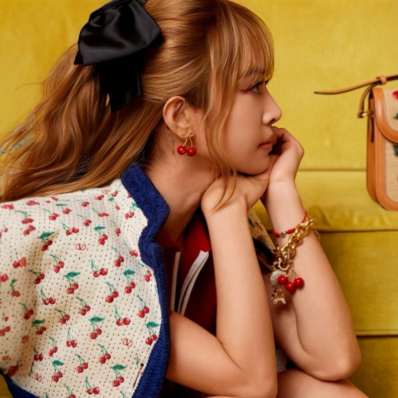 🎉新品好折扣✨Valentino 金屬琺瑯櫻桃造型耳環 古黃銅色/紅色-2