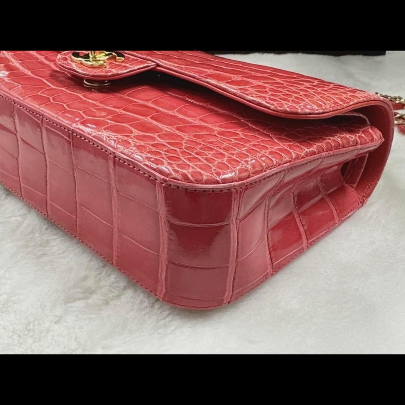 chanel鱷魚皮淺紅色cf25口蓋包 近全新收藏品-3