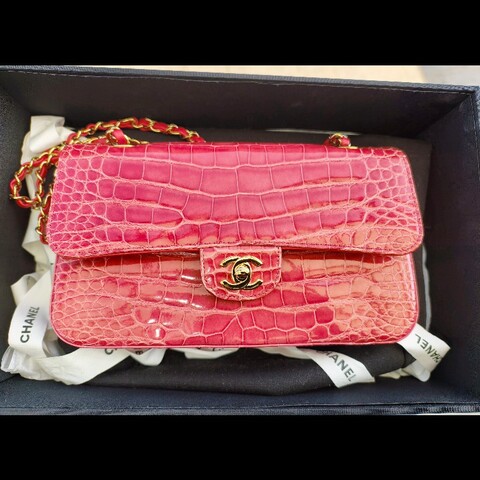 chanel鱷魚皮淺紅色cf25口蓋包 近全新收藏品