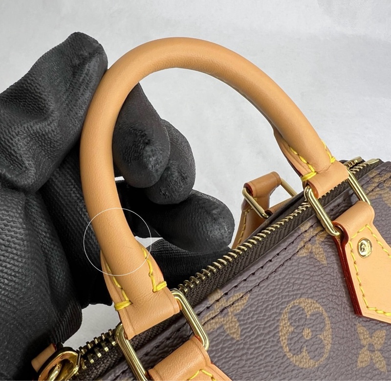 LV Nano Speedy 迷你枕頭包-12