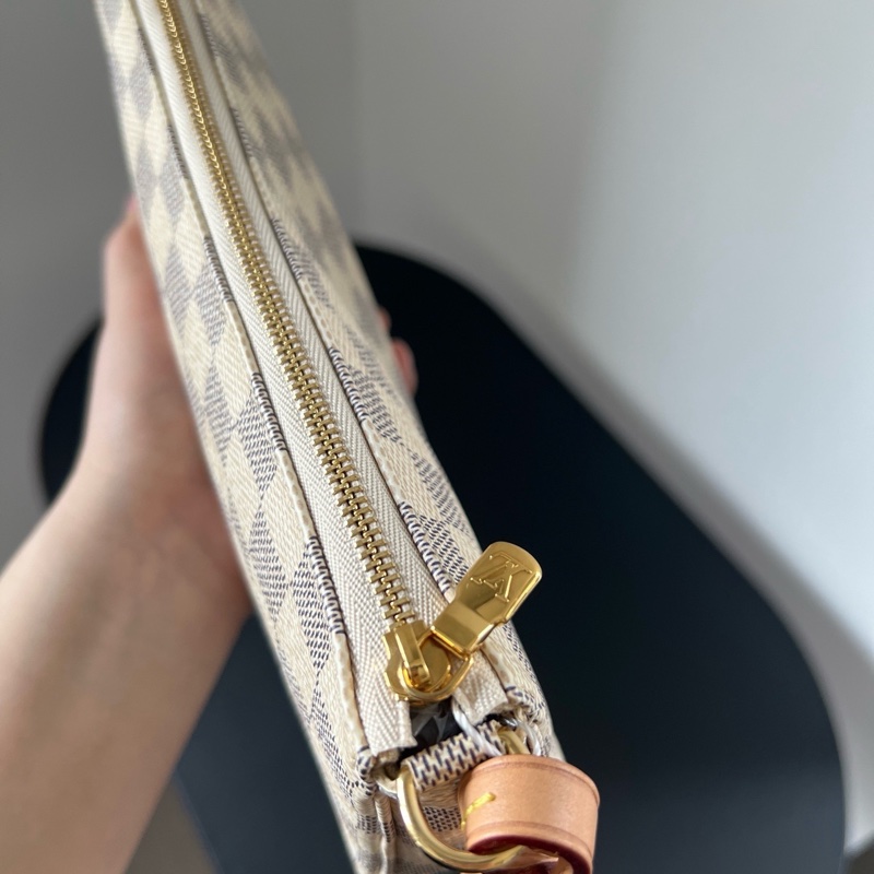 lv白棋盤格大麻將，配皮乾淨，無配件，成色超新-6