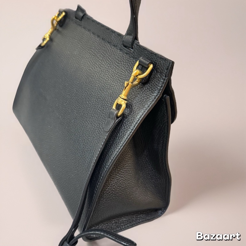 Gucci 斜背包 黑色牛皮 金釦-10