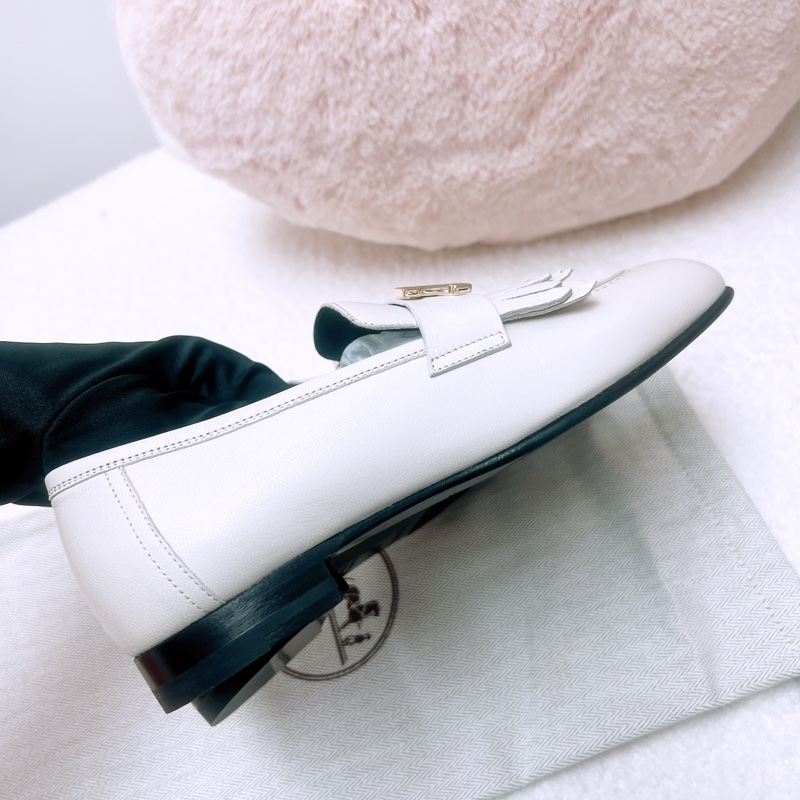 35.5碼 Hermes royal loafers 白色流蘇H釦樂福鞋/平底鞋-3