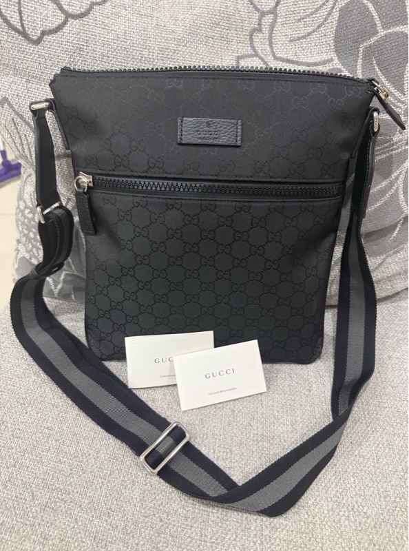 GUCCI 經典雙G緹花緞面尼龍單肩斜挎包 30x29cm-0