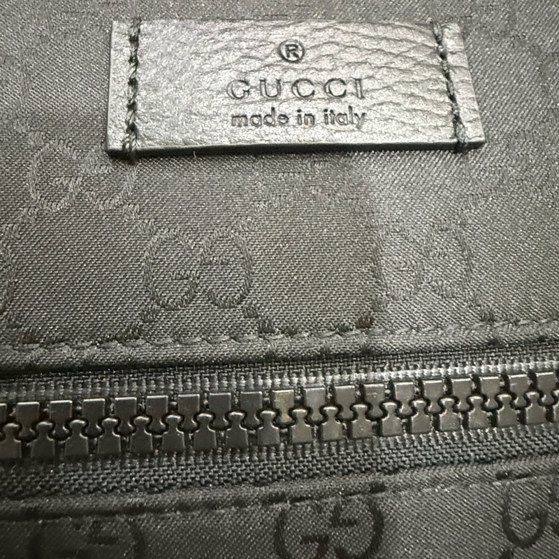 GUCCI 經典雙G緹花緞面尼龍單肩斜挎包 30x29cm-2