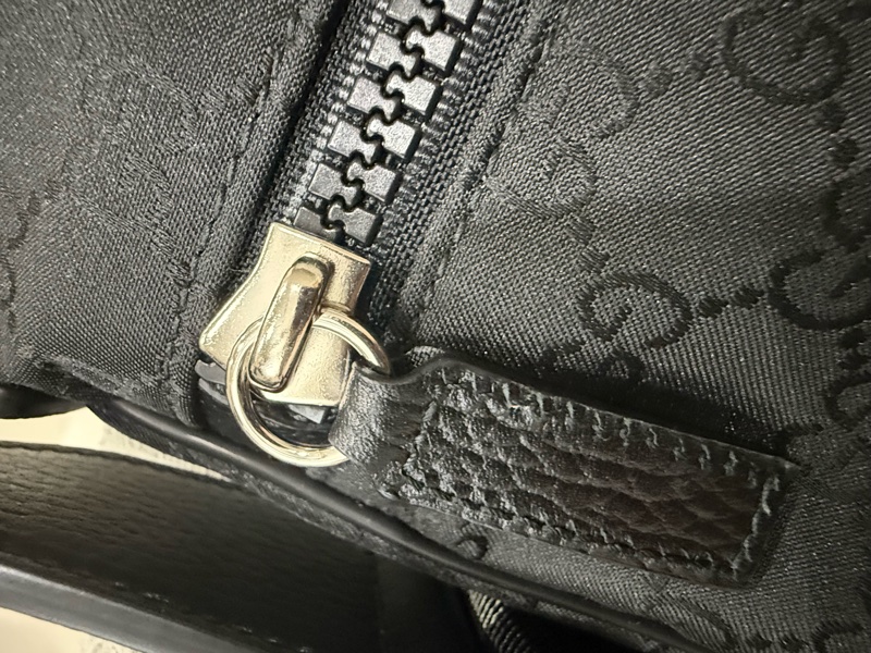 GUCCI 經典雙G緹花緞面尼龍單肩斜挎包 30x29cm-10