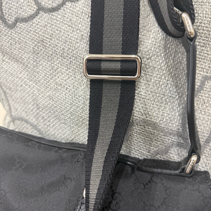 GUCCI 經典雙G緹花緞面尼龍單肩斜挎包 30x29cm-12