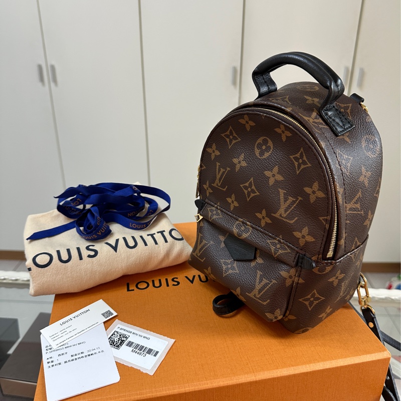 Louis Vuitton M44873小款後背包-17