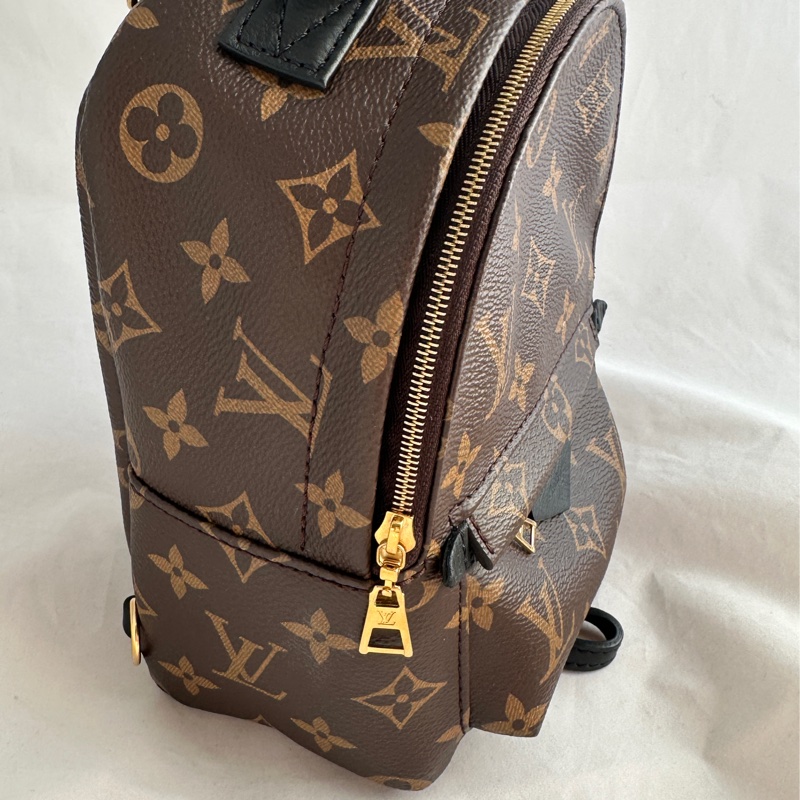 Louis Vuitton M44873小款後背包-19