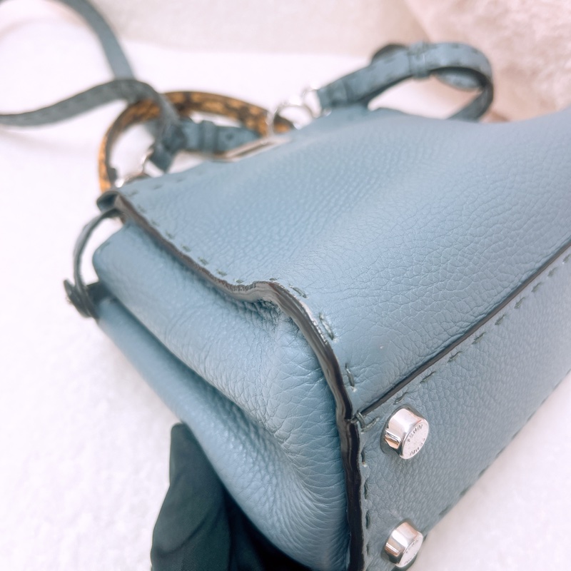Fendi peekaboo mini 灰藍色蛇皮手柄-8