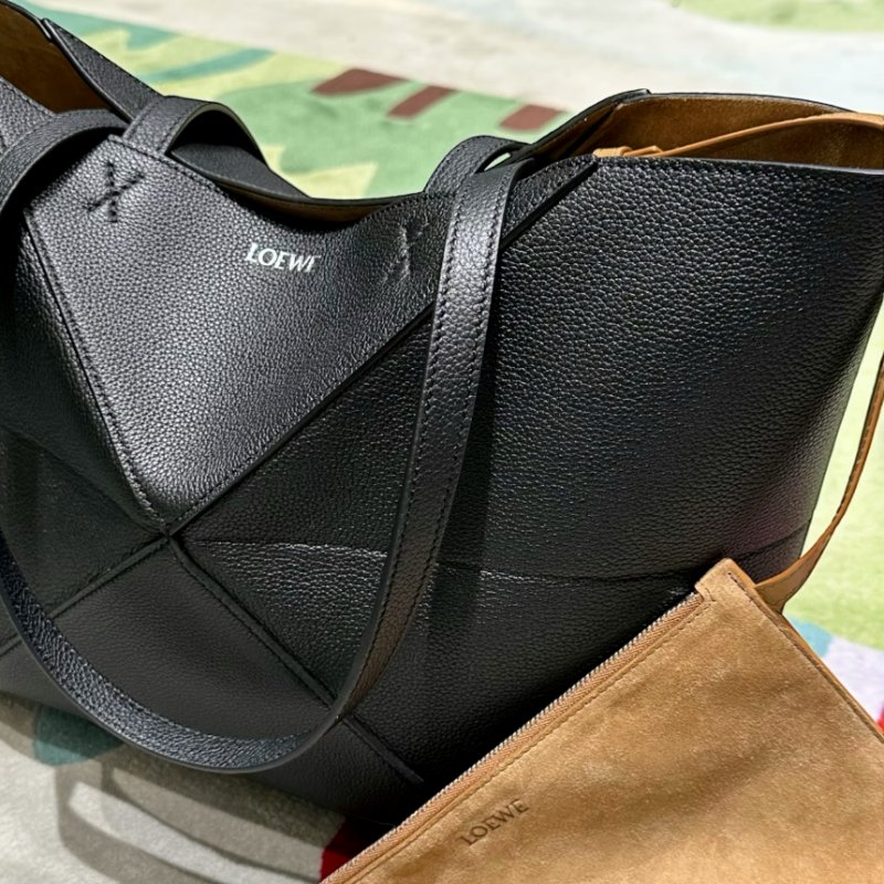 🎉新年好折扣✨Loewe 柔軟粒面小牛皮 大款 Puzzle Fold 橫式托特包 黑色-2