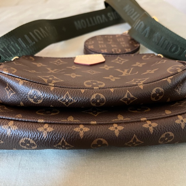 LV Multi Pochette Accessoires-11