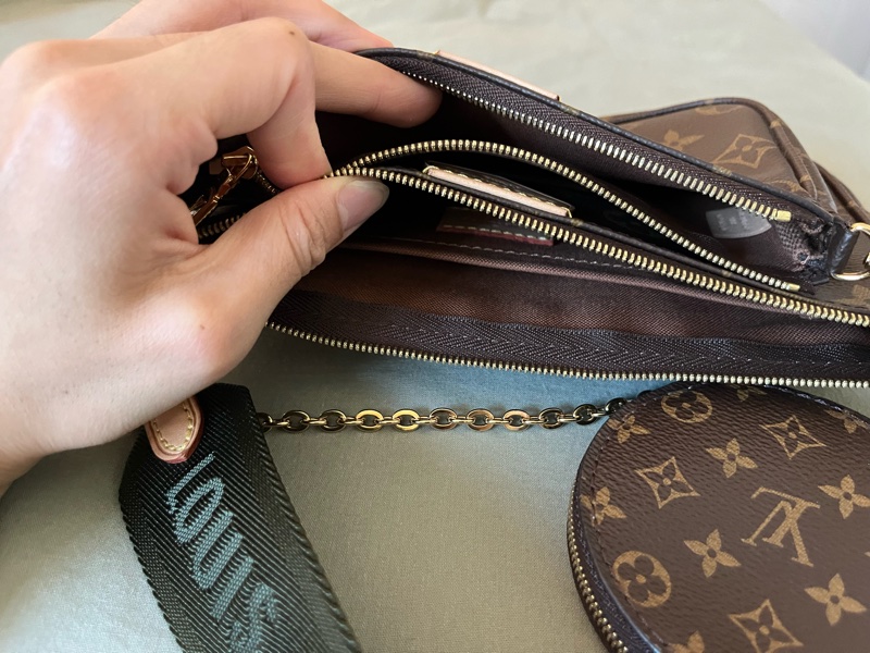LV Multi Pochette Accessoires-12