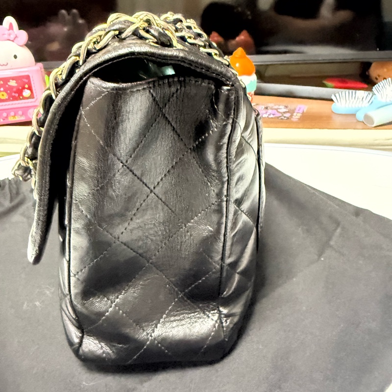 CHANEL CLASSIC FLAG-2