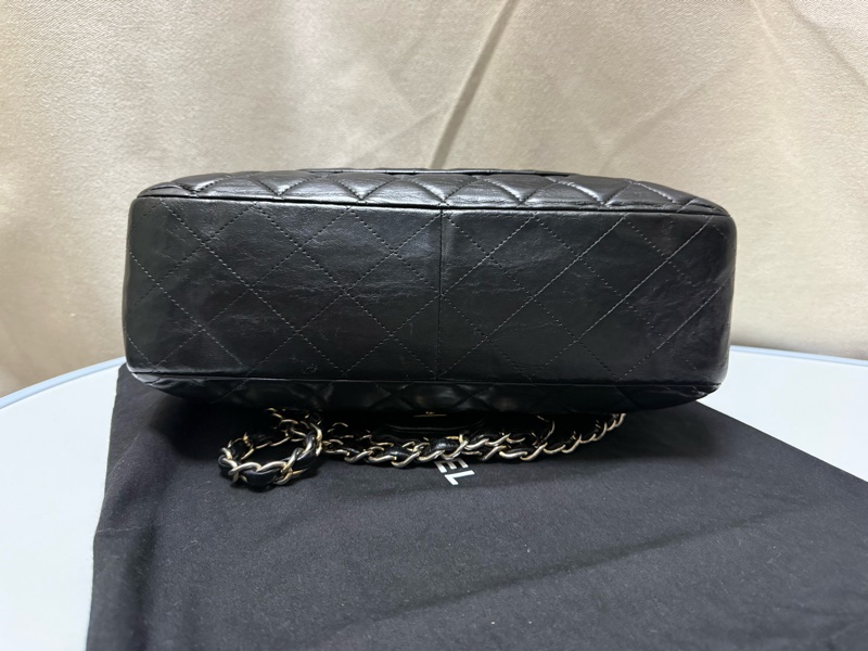CHANEL CLASSIC FLAG-5