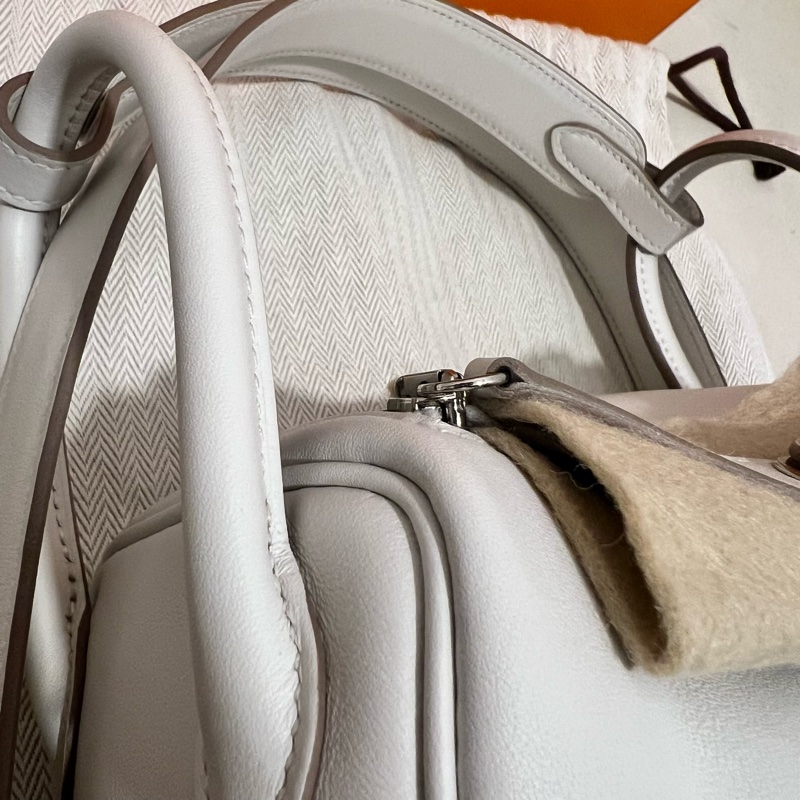 Hermes愛馬仕Mini Lindy I 一代 珍珠灰 Swift-4