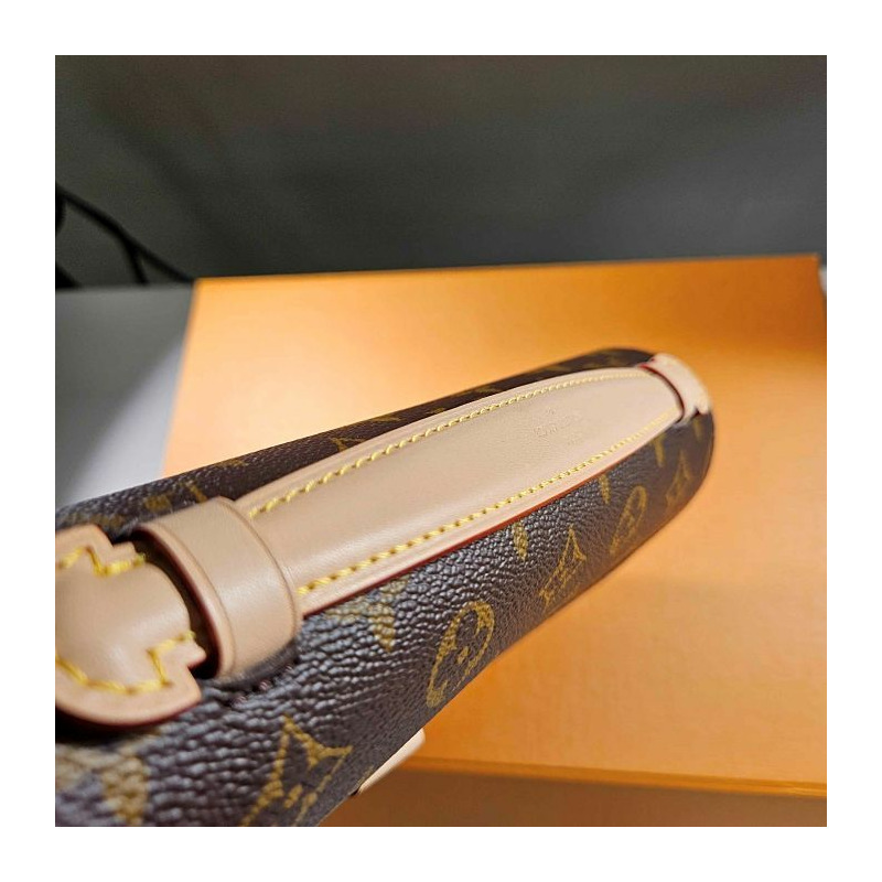 LOUIS VUITTON Metis Monogram 手拿包 M44875-3