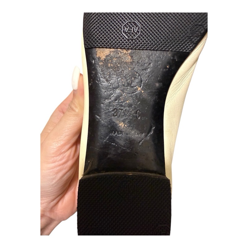 Chanel 95新 羊皮黑白平地鞋 37.5號-23