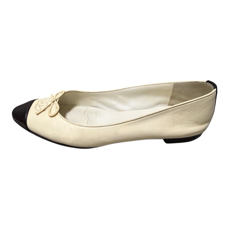 Chanel 95新 羊皮黑白平地鞋 37.5號-38