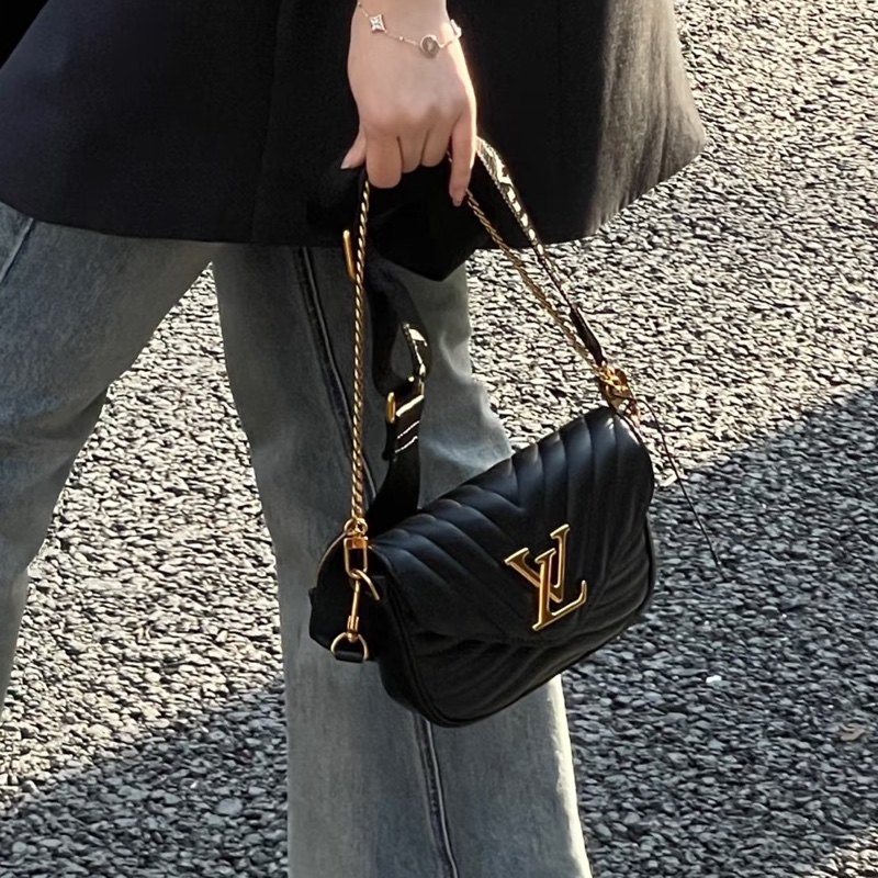 精選時髦款✨全配99新😍LvNewWave黑金牛皮三合一單肩斜挎包-3