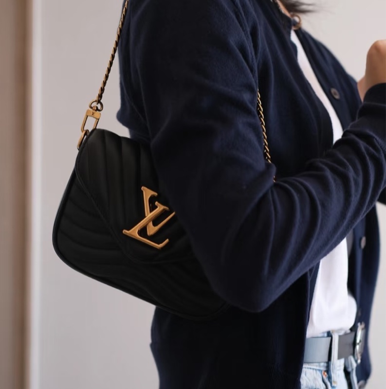 精選時髦款✨全配99新😍LvNewWave黑金牛皮三合一單肩斜挎包-4