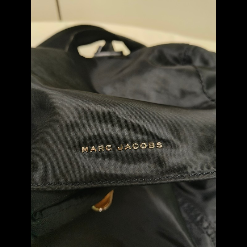 🔥年終狂降🔥【限時降價只到12/31（原6,800）】【8成新】㊣✨ Marc Jacobs✨馬克·雅各布斯 MJ 黑色 帆布 束口 後背包包/二手精品/二手包/保證正品-12