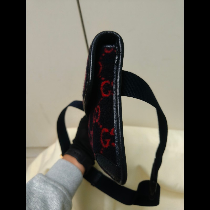 🔥年終狂降🔥【限時降價只到12/31（原15,800）】【8成新】㊣✨GUCCI✨（附防塵袋）古馳 深藍 羊毛 老花 皮革 腰包 胸包 手拿包/雙G/二手包/保證正品🌳二手樹屋🌳-2