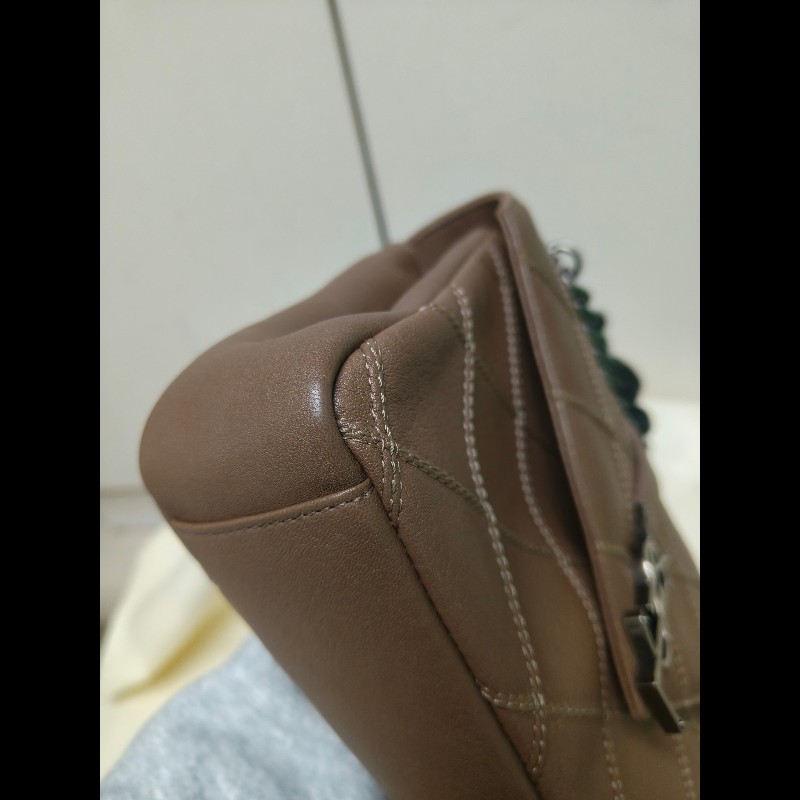 🔥年終狂降🔥【限時降價只到12/31（原48,800）】【8成新】㊣✨YSL✨SAINT LAURENT 聖羅蘭  奶茶色  菱格紋 牛皮 掀蓋 仿舊銀 學院包 鏈條包 信封包 肩背包 斜背包 手提包/二手包/保證正品🌳二手樹屋🌳-7