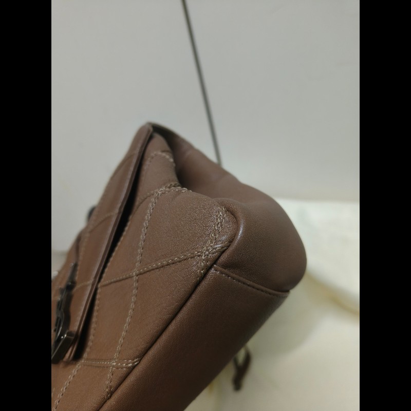 🔥年終狂降🔥【限時降價只到12/31（原48,800）】【8成新】㊣✨YSL✨SAINT LAURENT 聖羅蘭  奶茶色  菱格紋 牛皮 掀蓋 仿舊銀 學院包 鏈條包 信封包 肩背包 斜背包 手提包/二手包/保證正品🌳二手樹屋🌳-8