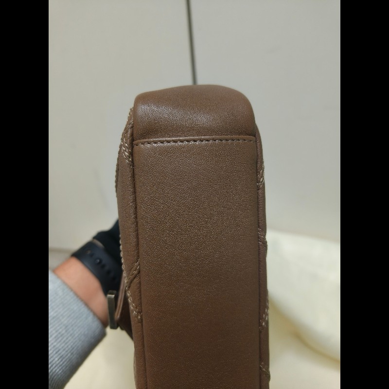 🔥年終狂降🔥【限時降價只到12/31（原48,800）】【8成新】㊣✨YSL✨SAINT LAURENT 聖羅蘭  奶茶色  菱格紋 牛皮 掀蓋 仿舊銀 學院包 鏈條包 信封包 肩背包 斜背包 手提包/二手包/保證正品🌳二手樹屋🌳-10
