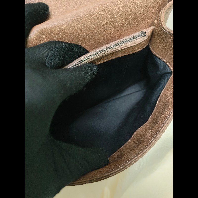 🔥年終狂降🔥【限時降價只到12/31（原48,800）】【8成新】㊣✨YSL✨SAINT LAURENT 聖羅蘭  奶茶色  菱格紋 牛皮 掀蓋 仿舊銀 學院包 鏈條包 信封包 肩背包 斜背包 手提包/二手包/保證正品🌳二手樹屋🌳-39