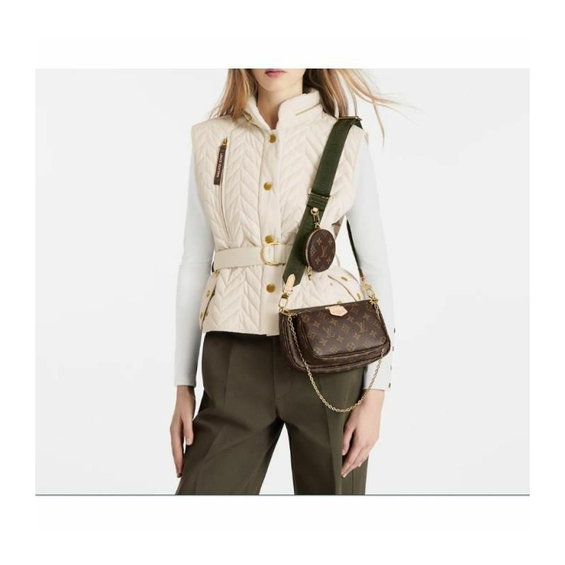 LOUIS VUITTON 多口袋配件 M44813-18