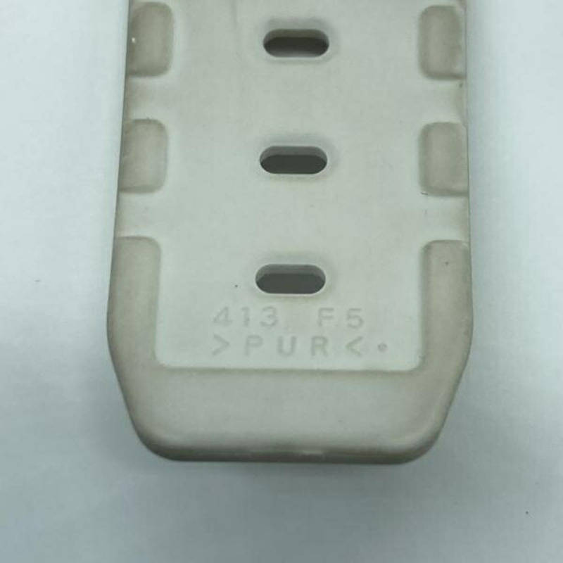 卡西歐 G-SHOCK 手錶，ICERC 日本合作 30 週年紀念款，白色，GW-6904-7JR-5