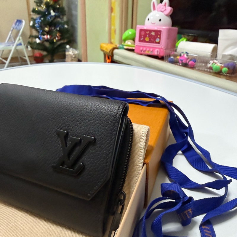 Louis Vuitton 短錢包-1