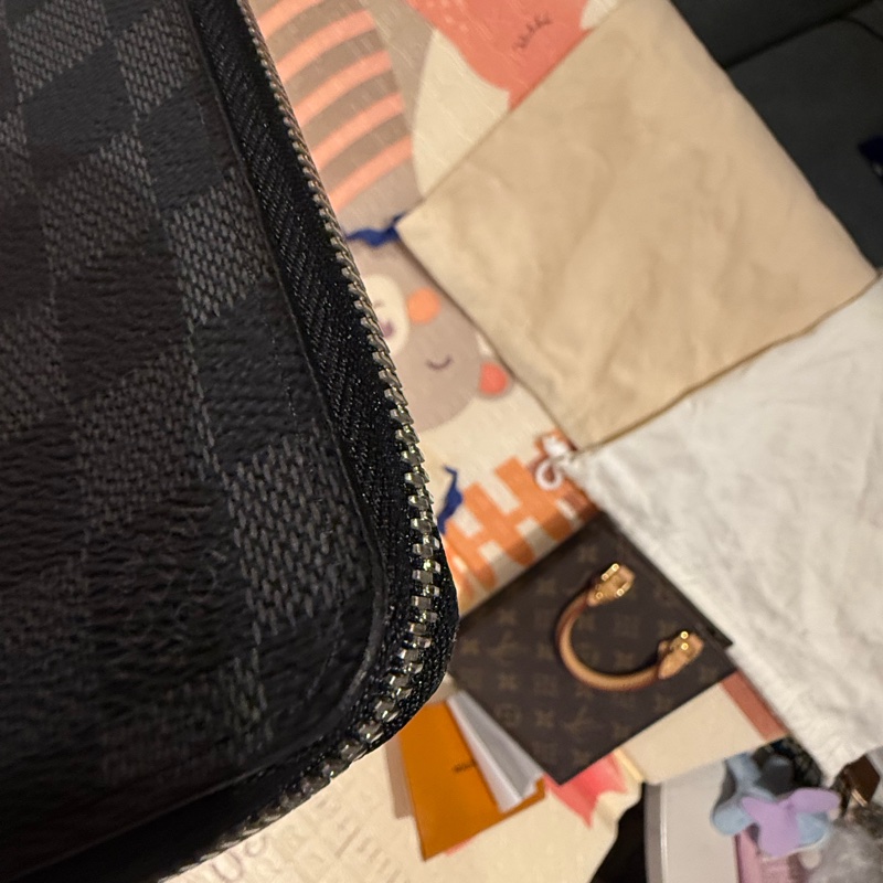 Louis Vuitton zipper wallet-6