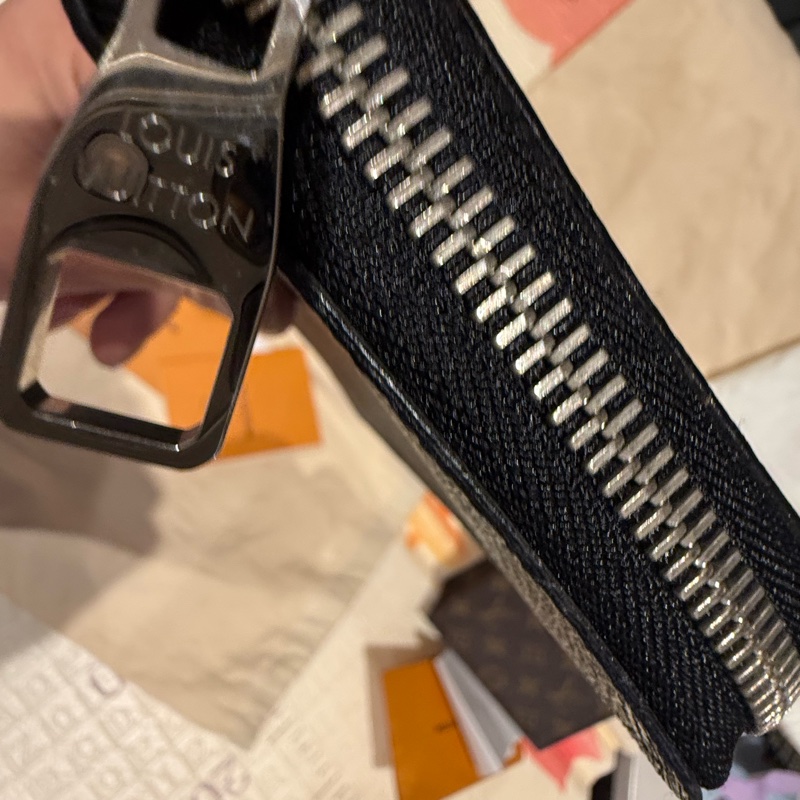 Louis Vuitton zipper wallet-14