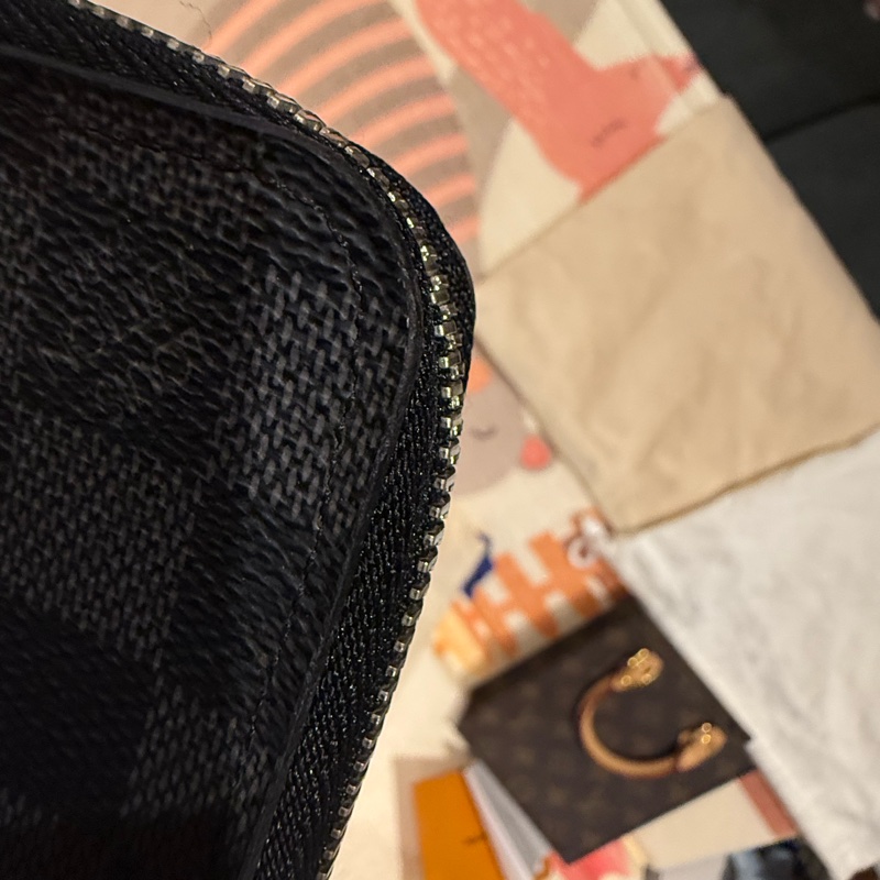Louis Vuitton zipper wallet-18