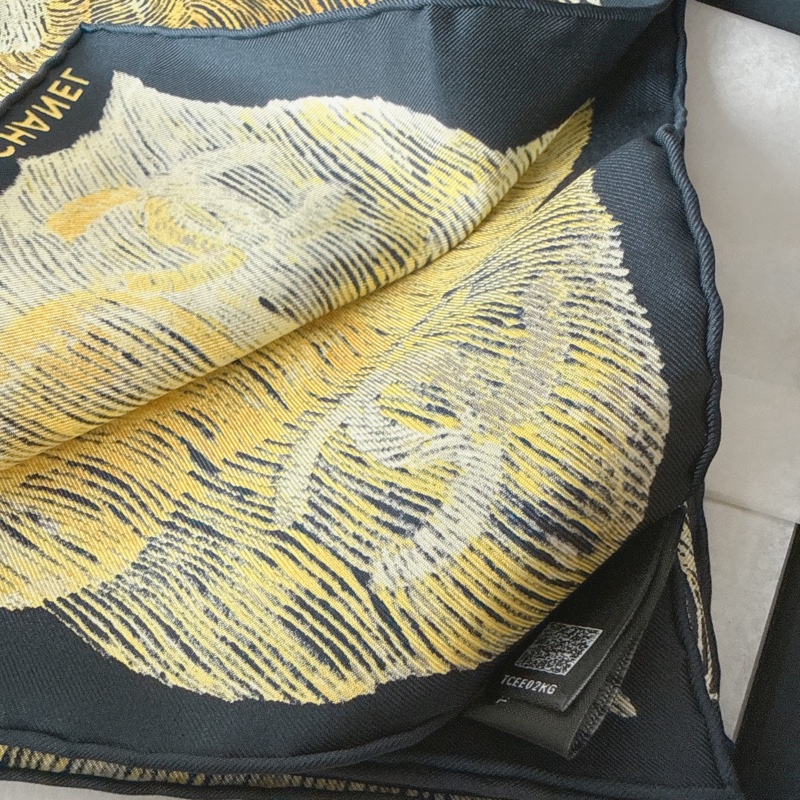 Chanel✨VIC中秋贈品雙面絲巾月亮絲巾 未使用 90x90-3